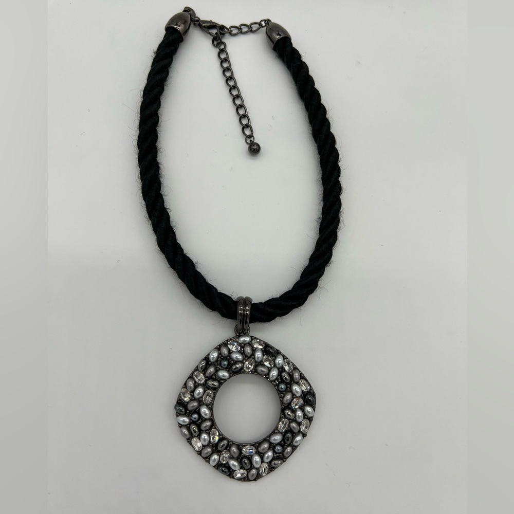 Chico’s Black Coed Necklace With Silver Pendant
